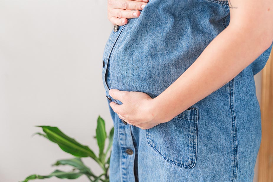 Future maman : soulagez vos douleurs aux jambes naturellement !