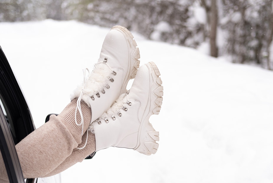 Comment prendre soin de ses jambes en hiver ? : Vitamines, hydratation, et bonnes habitudes