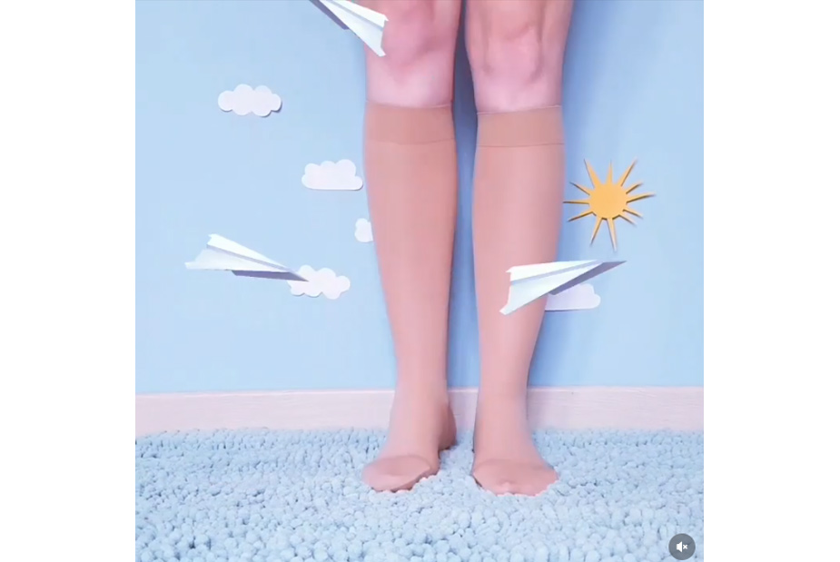 #mesjambesenvoyage 1 : @Lesmamaneswinneuses poétisent les chaussettes de contention 