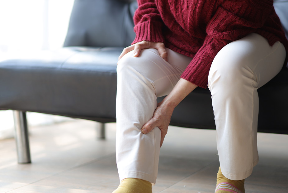 Thrombose veineuse profonde : quelles sont les causes, symptômes et traitements ?